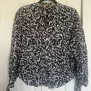 Anthropologie Maeve Black and White Patterned Top size xs